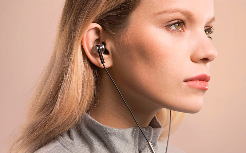 Écouteurs hybrides à deux haut-parleurs de Xiaomi (Piston 4)